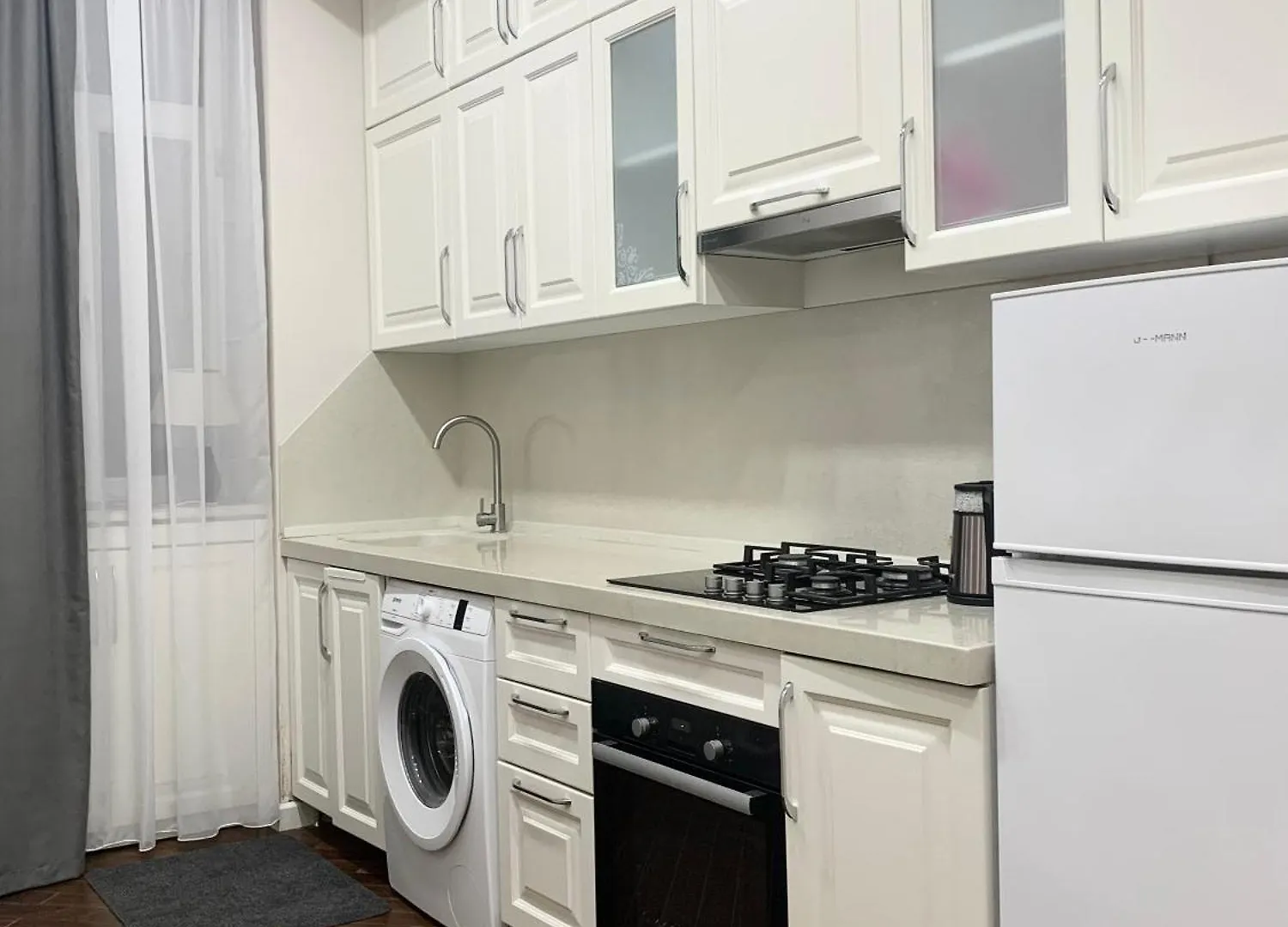 Apartment Center Cozy 2 Bedrooms Baku